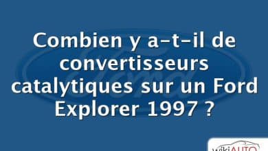 Combien y a-t-il de convertisseurs catalytiques sur un Ford Explorer 1997 ?